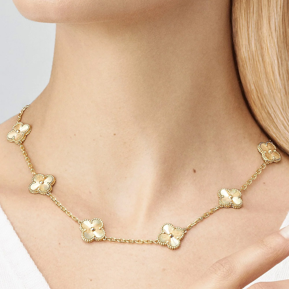 collar-marta-2-46218083a95b576b2617325723322490-1024-1024.jpg
