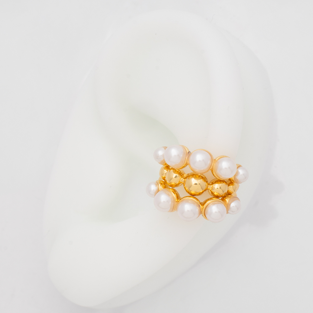 earcuff-ambar-2-97ef82f8ee69aabf7717288191032251-1024-1024.jpg